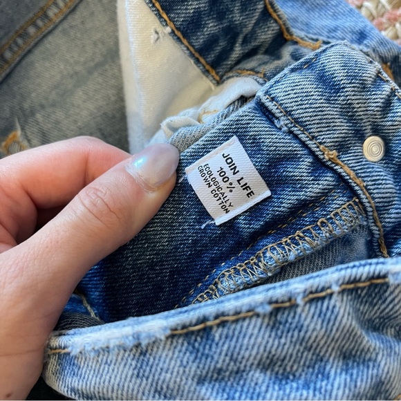 Zara High Rise Shorts - Picture 5 of 9